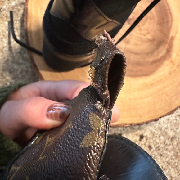 Authentic LouisVuitton Laureate Platform Desert Boot, Black 37.5, VGUC - Picture 8 of 16